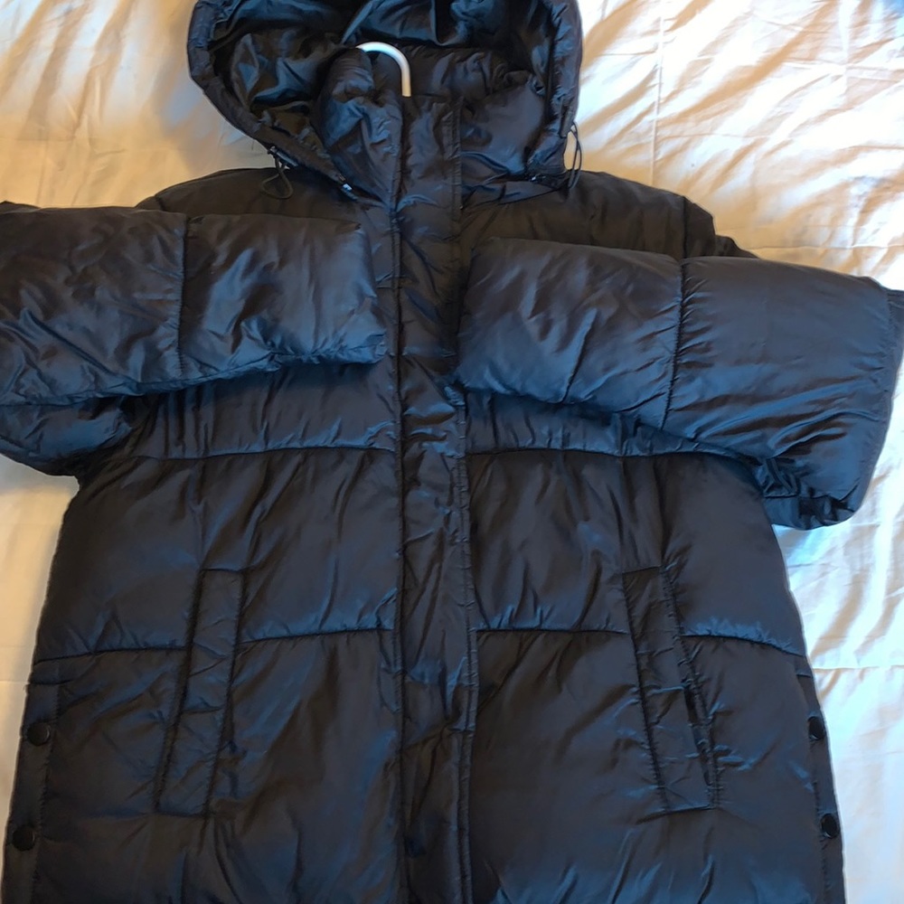 Black puffer jacket